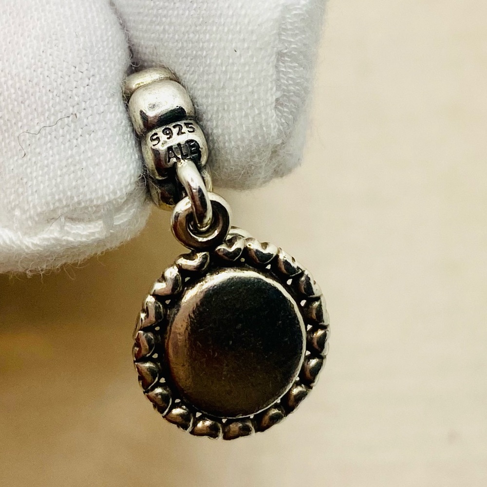 EUC Pandora 791277CZ Sterling Silver Loving Aunt Family Dangle Bead w/ Zirconia - Picture 6 of 7